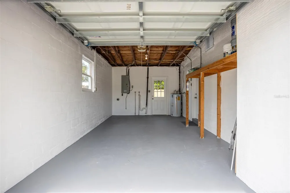 3332 70TH LANE St Petersburg, FL 33710