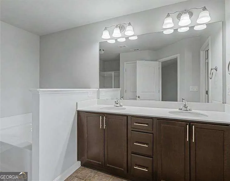 1305 Bridge Peak LN Norcross, GA 30093