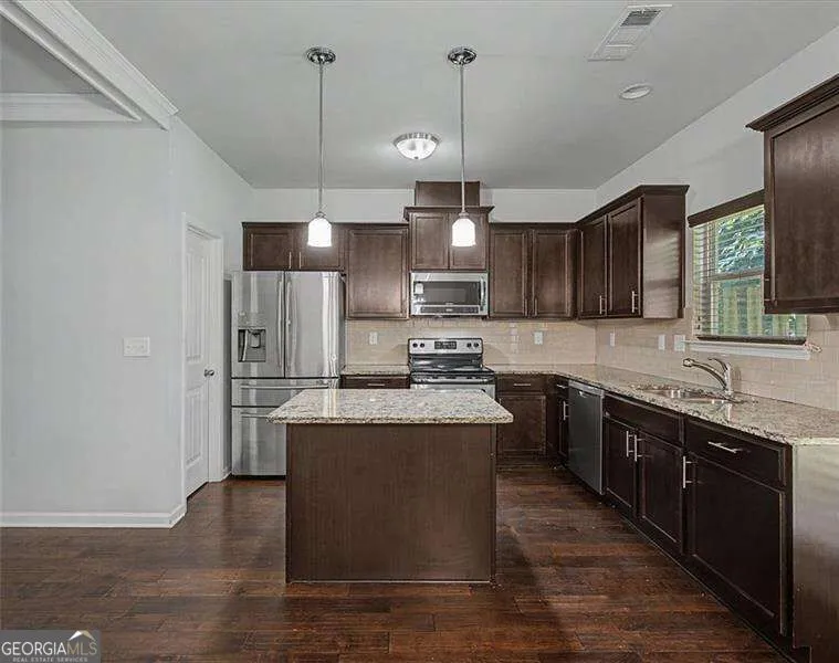 1305 Bridge Peak LN Norcross, GA 30093