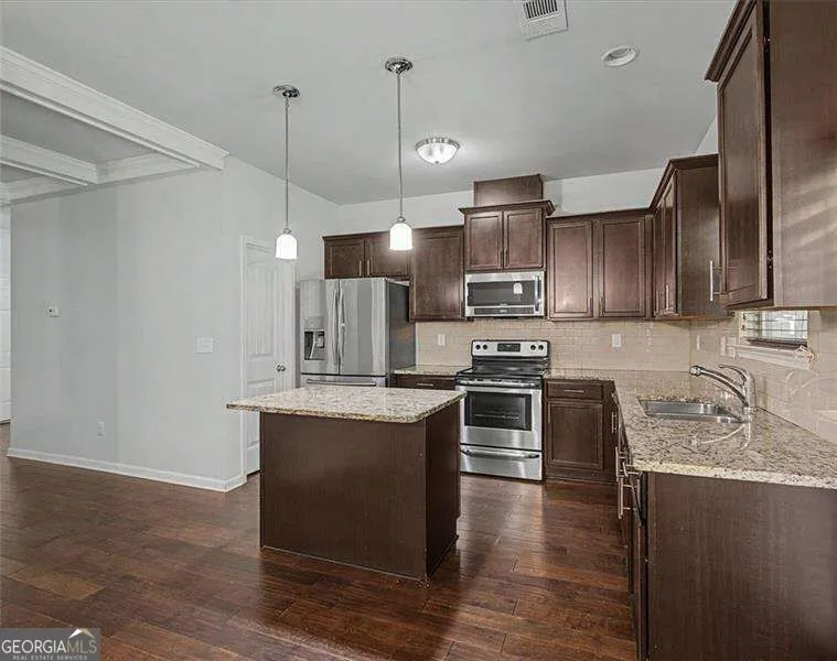 1305 Bridge Peak LN Norcross, GA 30093