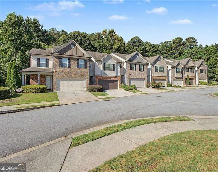 1305 Bridge Peak LN Norcross, GA 30093