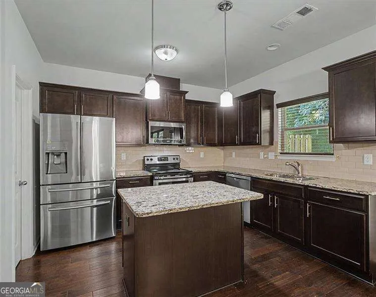 1305 Bridge Peak LN Norcross, GA 30093
