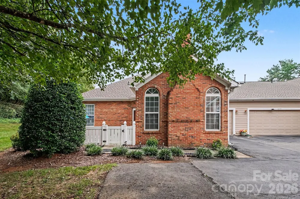 8057 Sultana Circle Charlotte, NC 28227