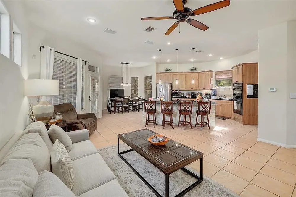 101 Cheerful Court Lakeway, TX 78734