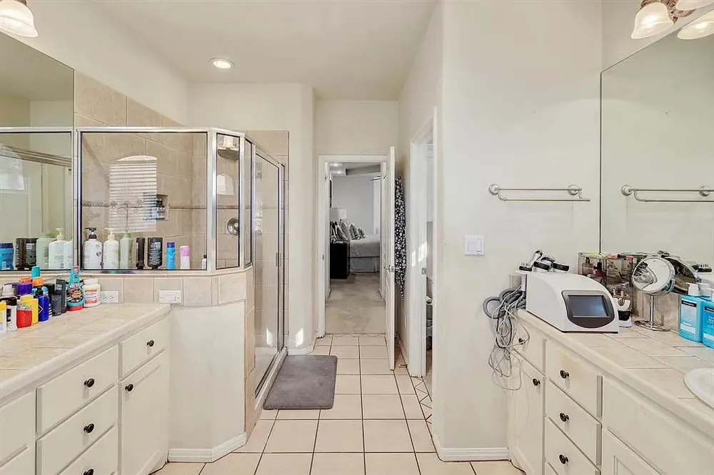 101 Cheerful Court Lakeway, TX 78734