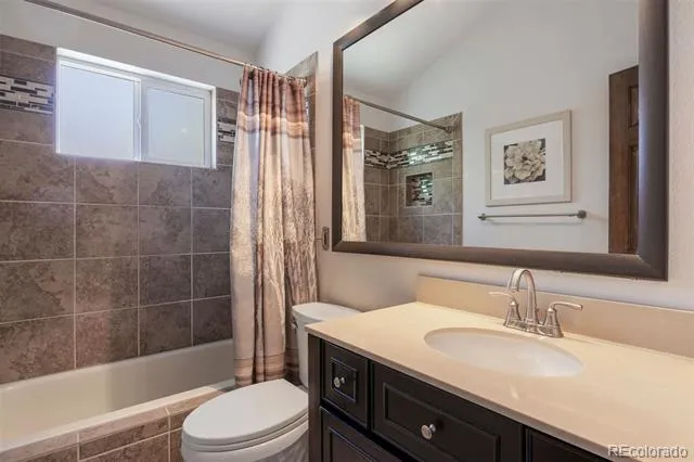 4842 S Bahama Way Aurora, CO 80015