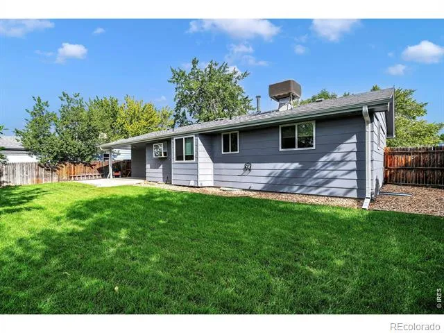 2515 Danbury Drive Longmont, CO 80503