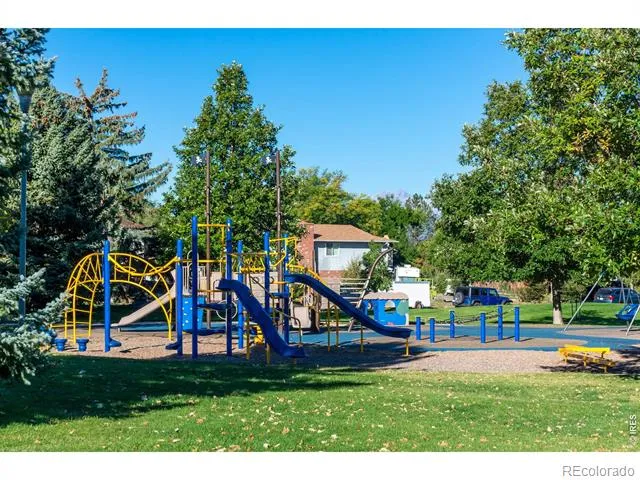 2515 Danbury Drive Longmont, CO 80503