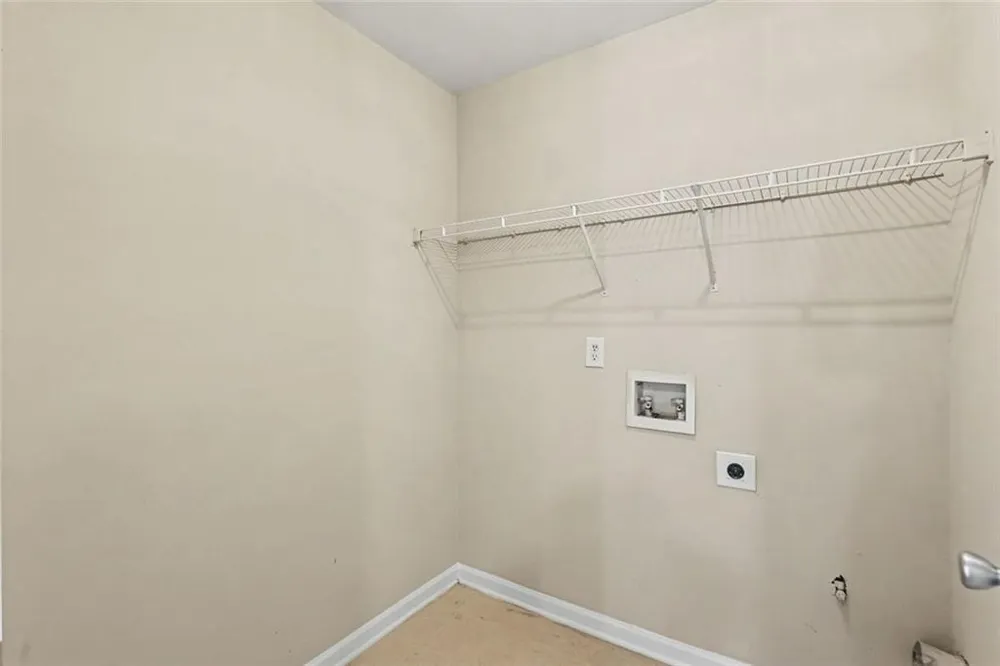 579 Ironstone Drive Fairburn, GA 30213