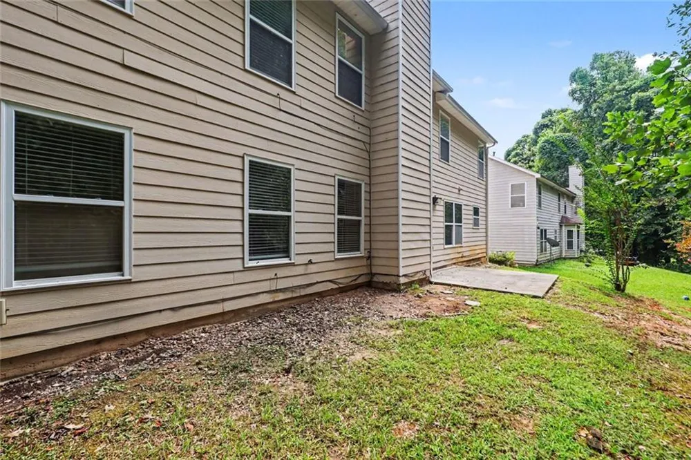 579 Ironstone Drive Fairburn, GA 30213
