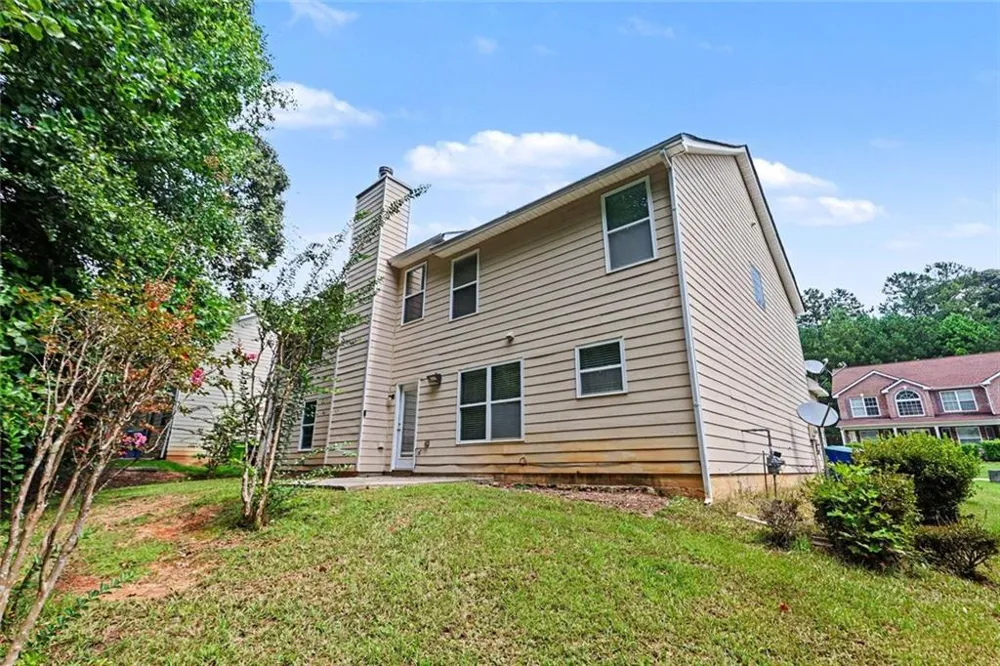 579 Ironstone Drive Fairburn, GA 30213