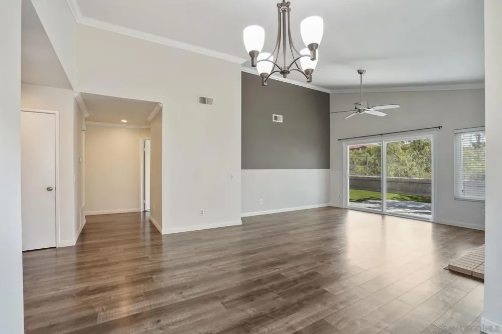 12895 Amaranth St San Diego, CA 92129