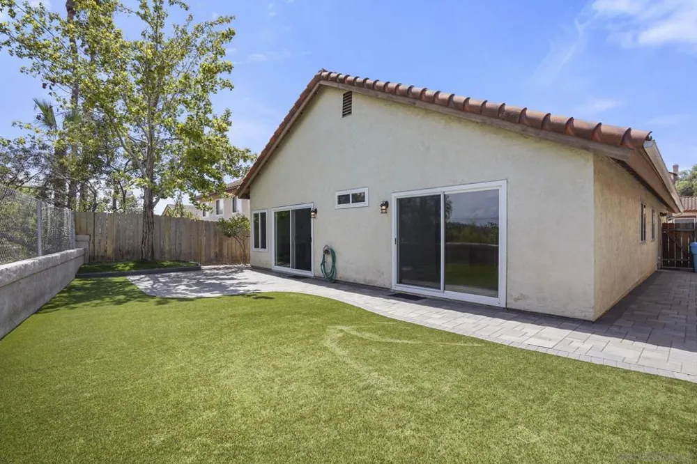 12895 Amaranth St San Diego, CA 92129