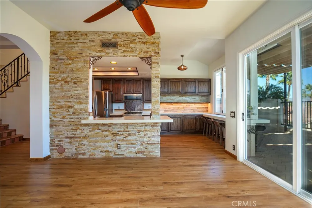 650 Ivywood Lane #E Simi Valley, CA 93065