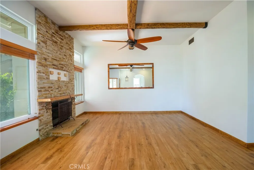 650 Ivywood Lane #E Simi Valley, CA 93065