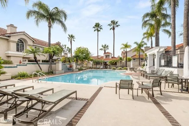 650 Ivywood Lane #E Simi Valley, CA 93065