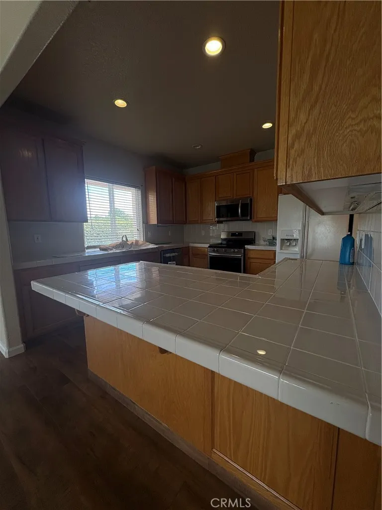 1495 Davenport Merced, CA 95340