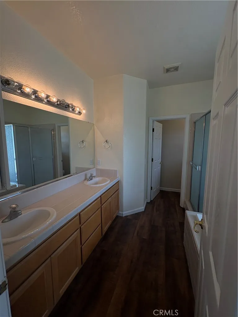 1495 Davenport Merced, CA 95340