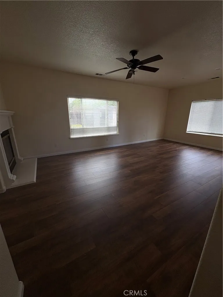 1495 Davenport Merced, CA 95340