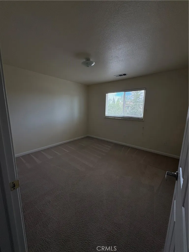 1495 Davenport Merced, CA 95340