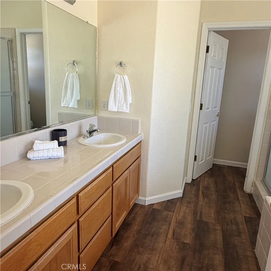 1495 Davenport Merced, CA 95340
