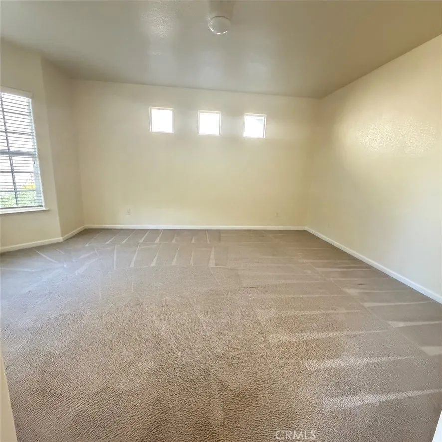 1495 Davenport Merced, CA 95340