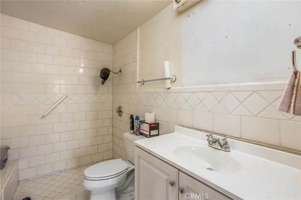 12190 Gladys Yucaipa, CA 92399