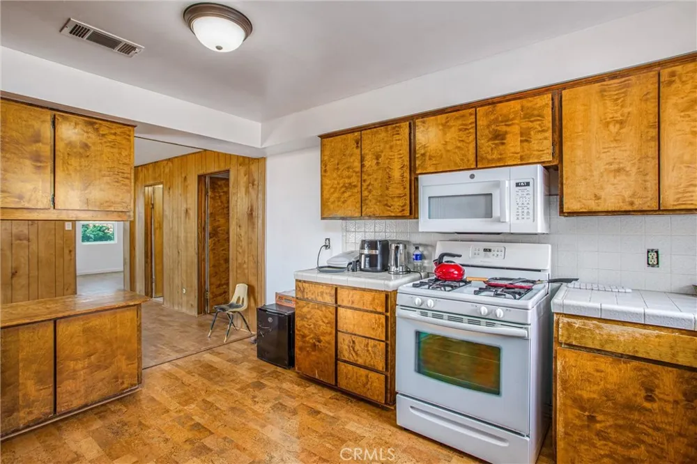 12190 Gladys Yucaipa, CA 92399