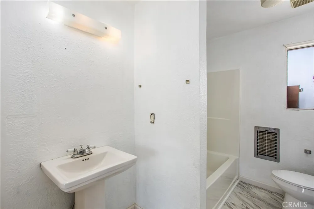 12190 Gladys Yucaipa, CA 92399