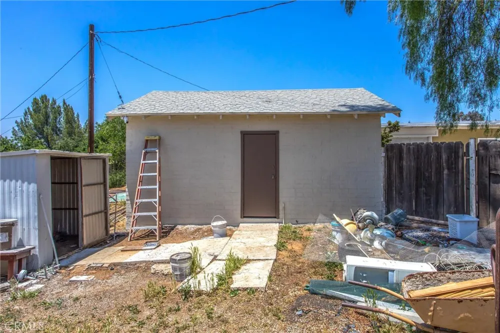 12190 Gladys Yucaipa, CA 92399