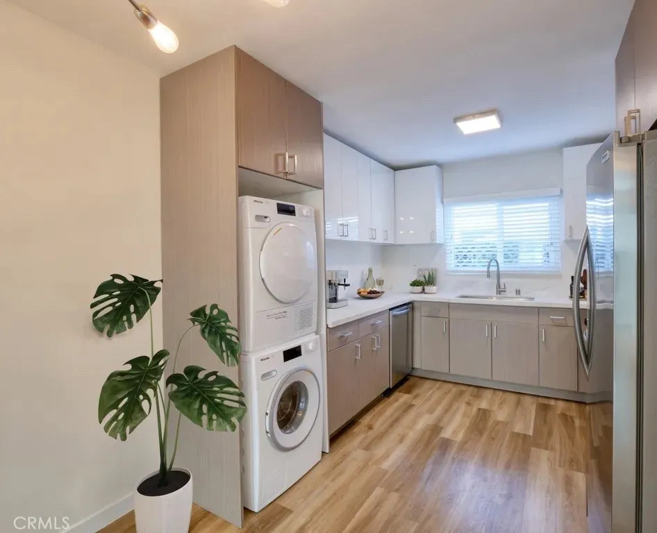 2118 Manhattan Beach Boulevard #D Redondo Beach, CA 90278