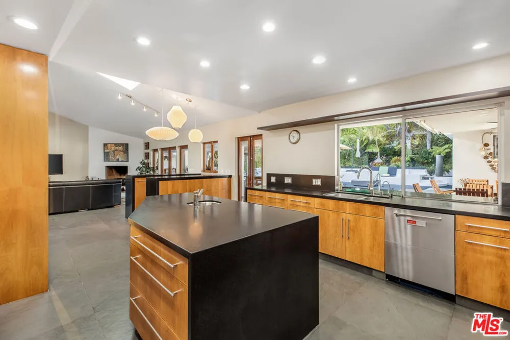 9203 Robin Drive Los Angeles, CA 90069