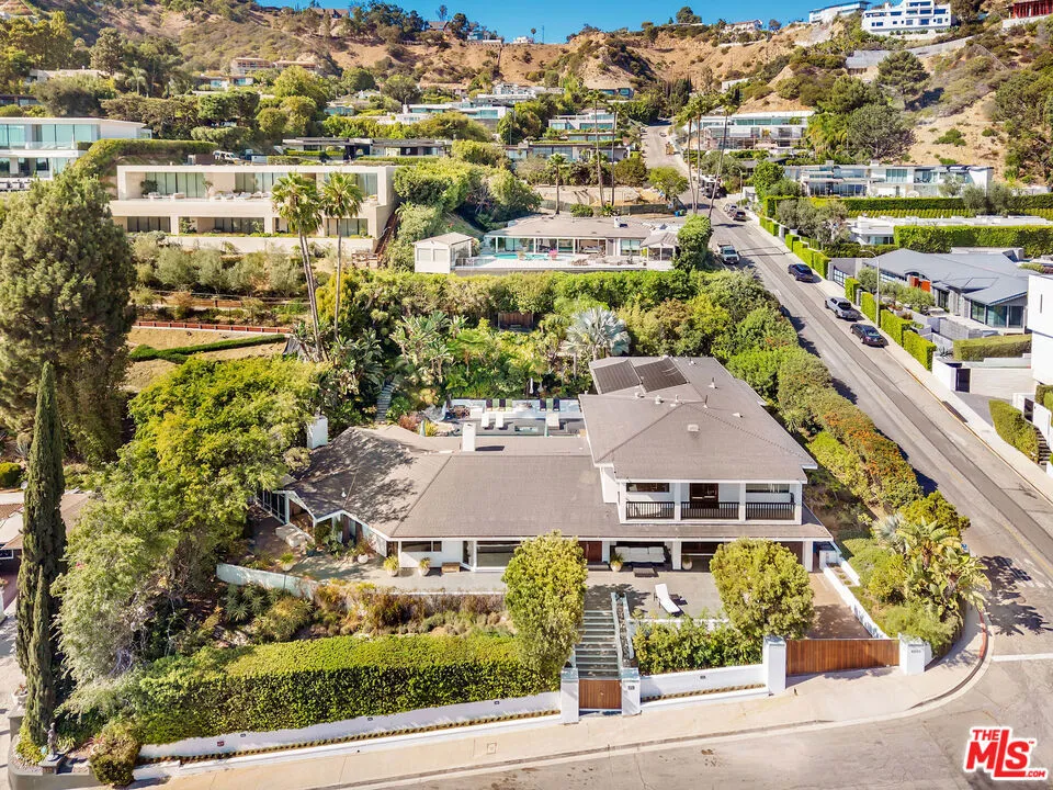 9203 Robin Drive Los Angeles, CA 90069