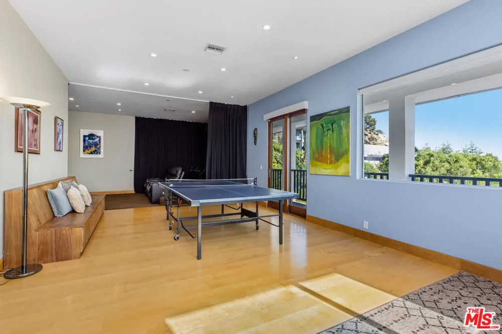 9203 Robin Drive Los Angeles, CA 90069