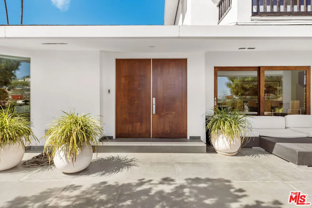 9203 Robin Drive Los Angeles, CA 90069