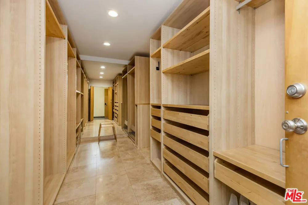 9203 Robin Drive Los Angeles, CA 90069