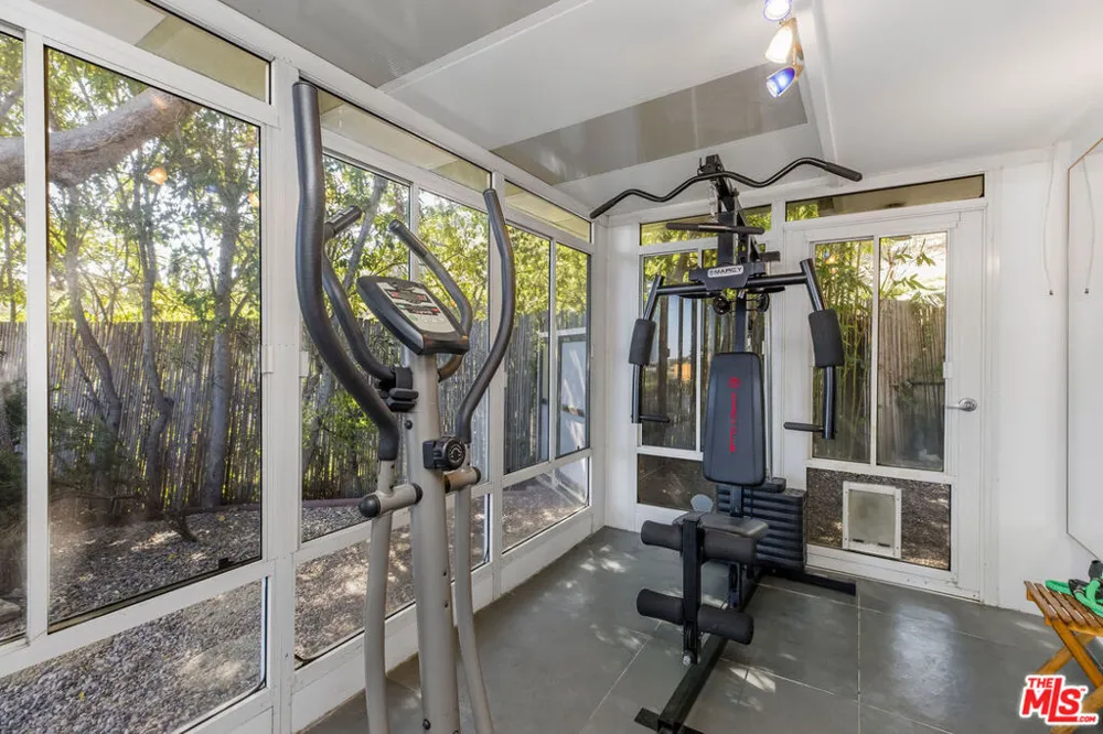 9203 Robin Drive Los Angeles, CA 90069