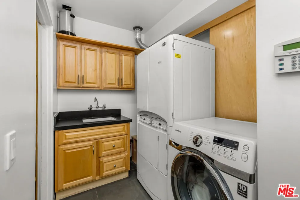 9203 Robin Drive Los Angeles, CA 90069