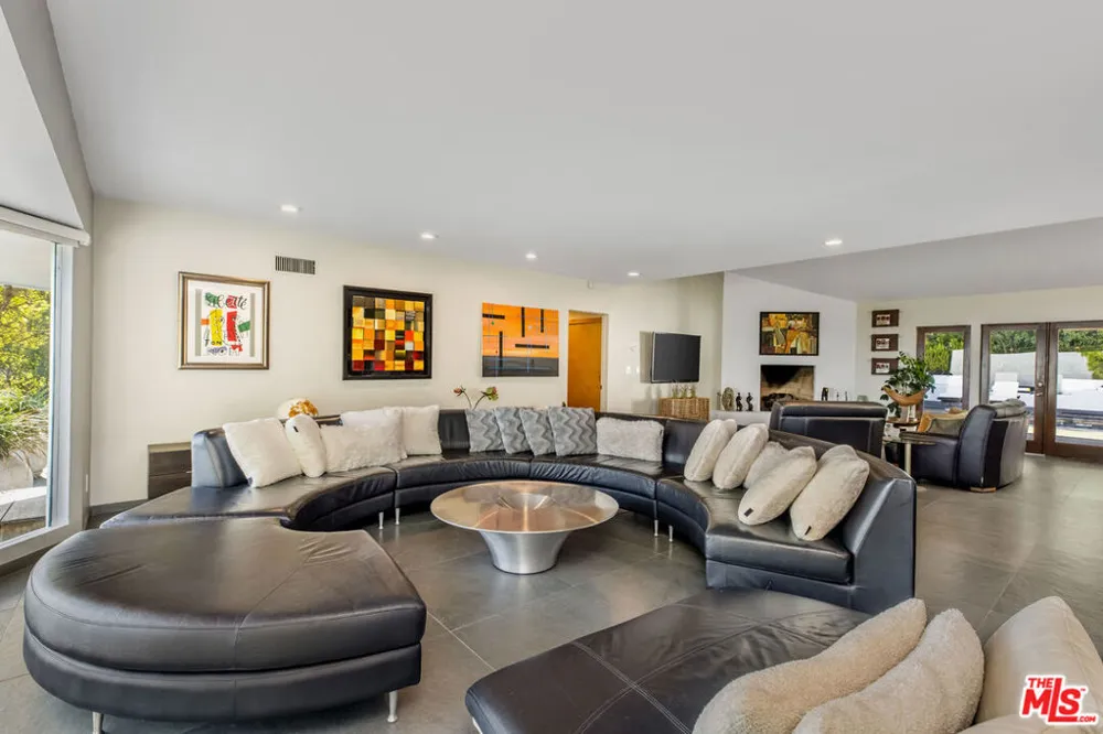 9203 Robin Drive Los Angeles, CA 90069