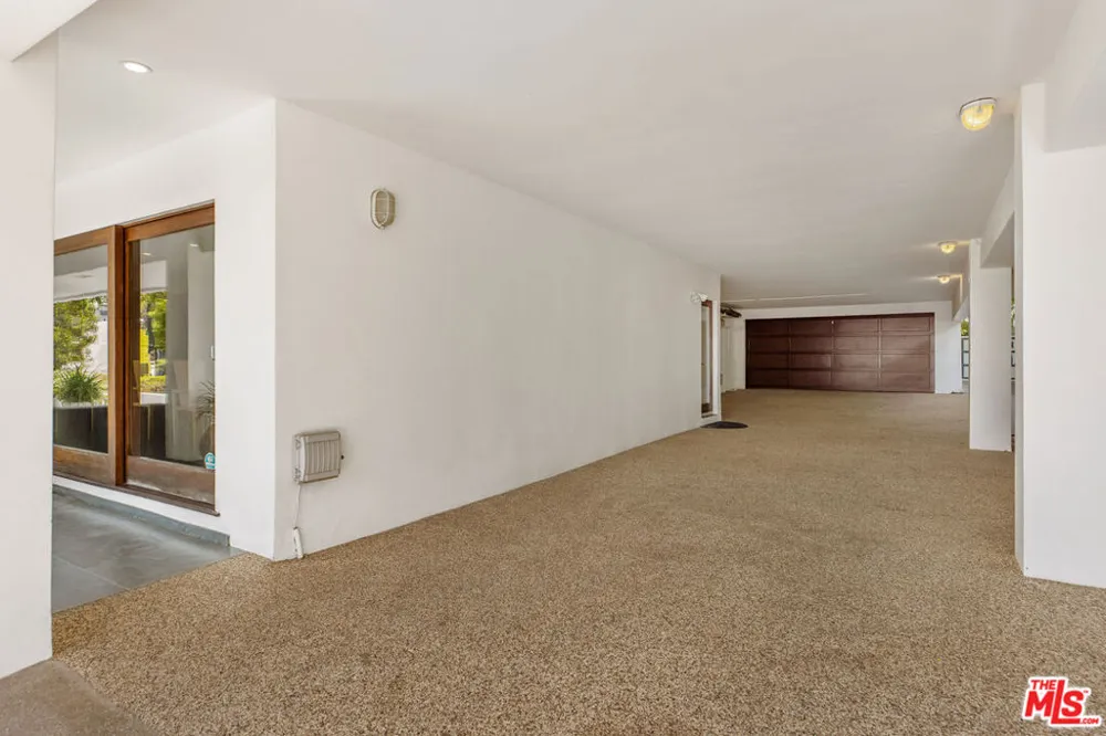9203 Robin Drive Los Angeles, CA 90069