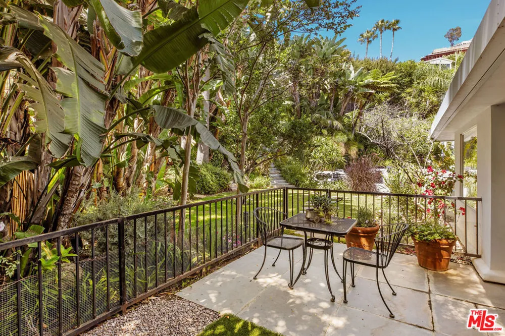 9203 Robin Drive Los Angeles, CA 90069