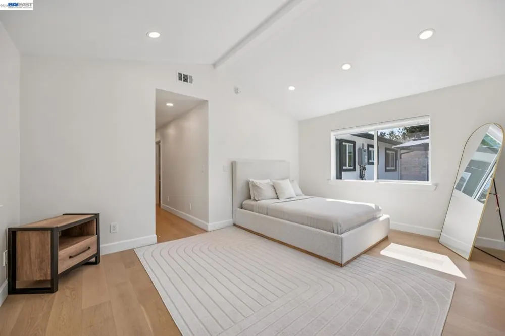 1764 3rd Avenue Walnut Creek, CA 94597