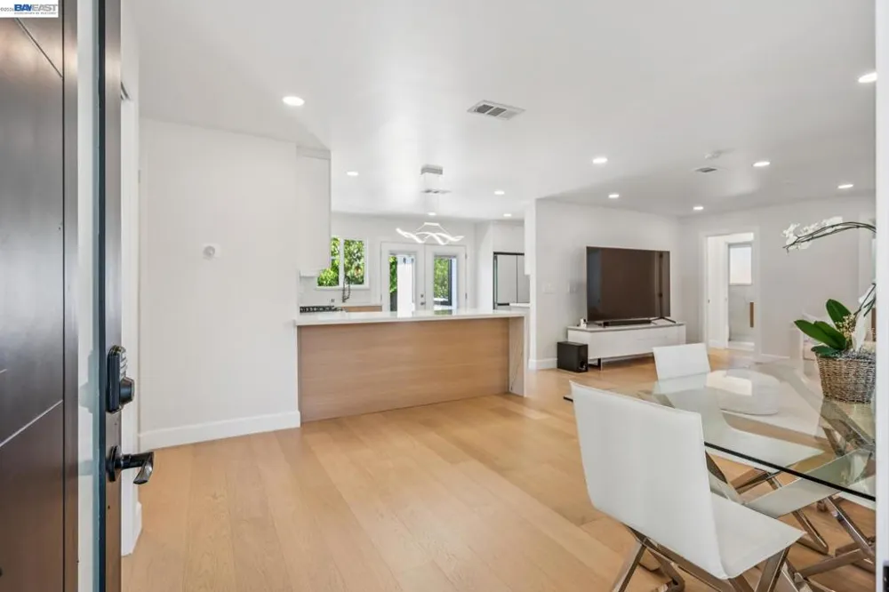 1764 3rd Avenue Walnut Creek, CA 94597