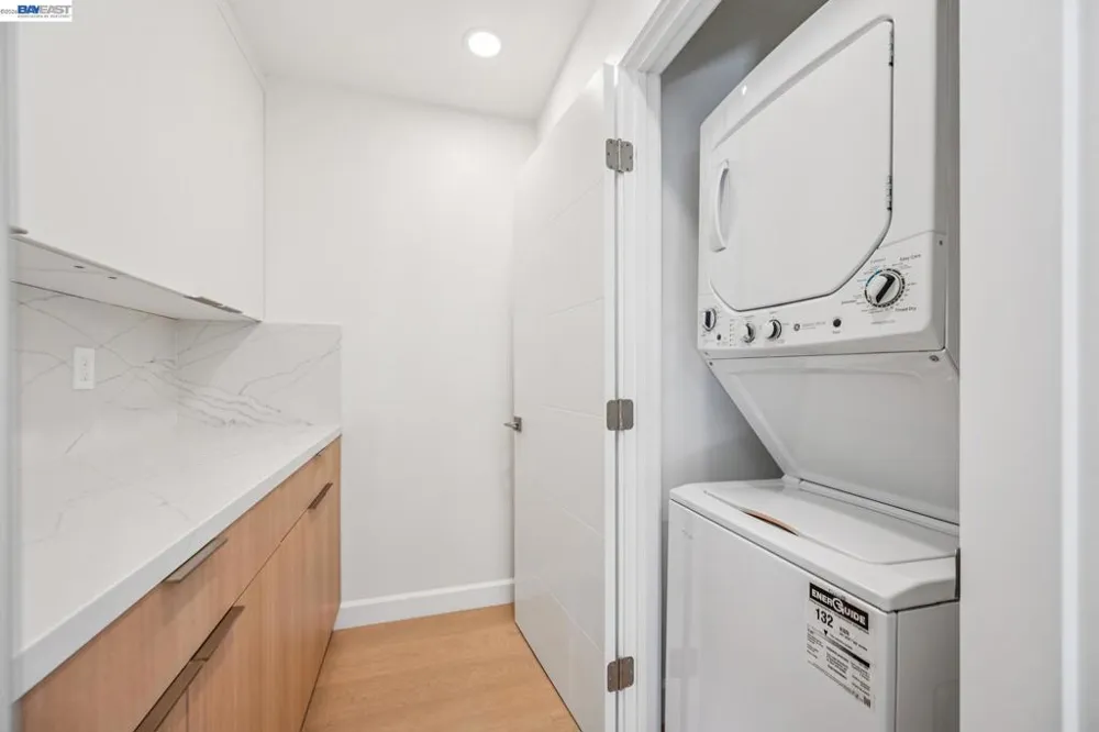1764 3rd Avenue Walnut Creek, CA 94597