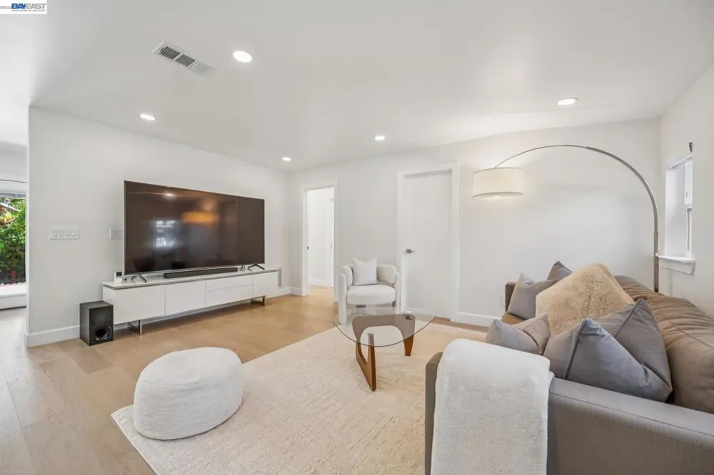 1764 3rd Avenue Walnut Creek, CA 94597