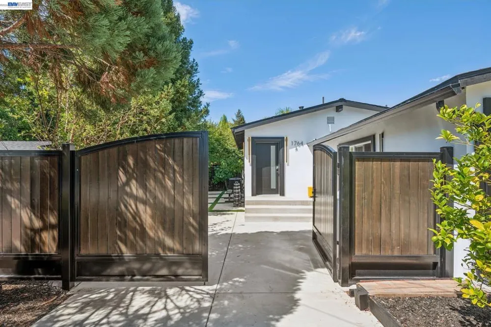 1764 3rd Avenue Walnut Creek, CA 94597