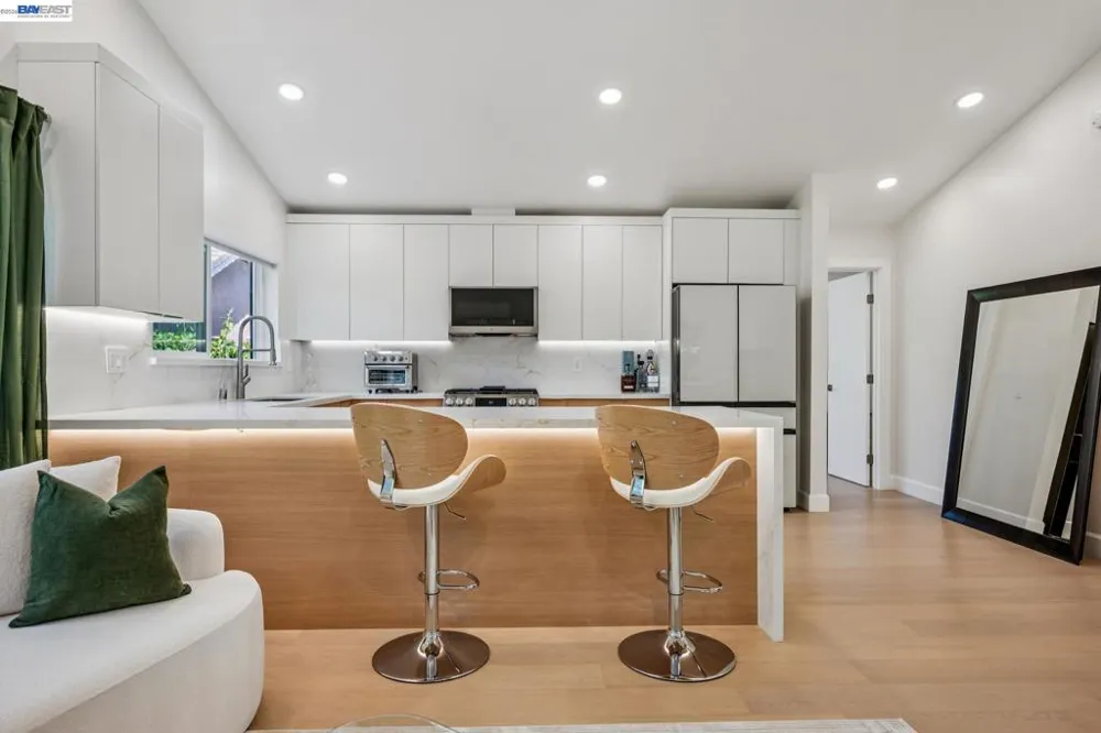 1764 3rd Avenue Walnut Creek, CA 94597