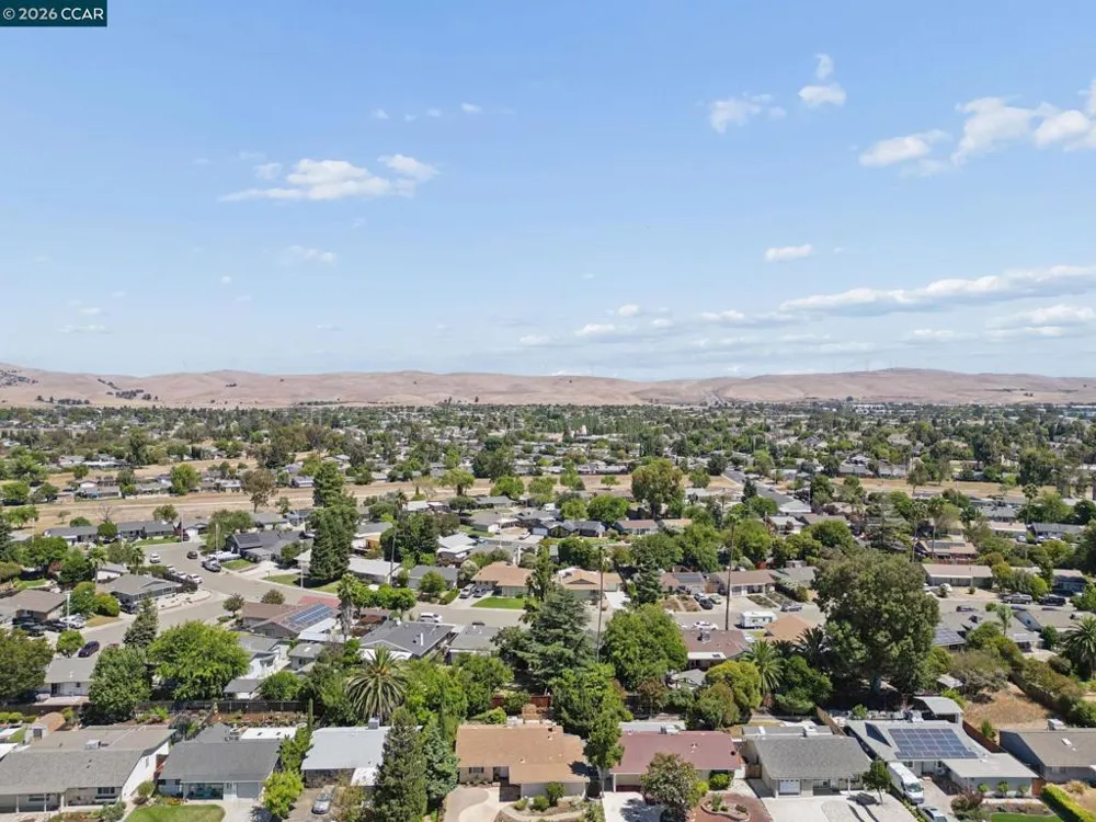 1321 Hollyhock St Livermore, CA 94551
