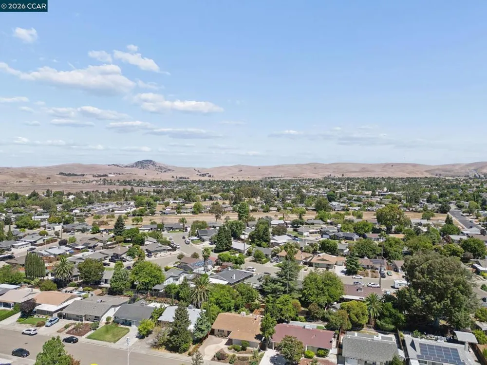 1321 Hollyhock St Livermore, CA 94551