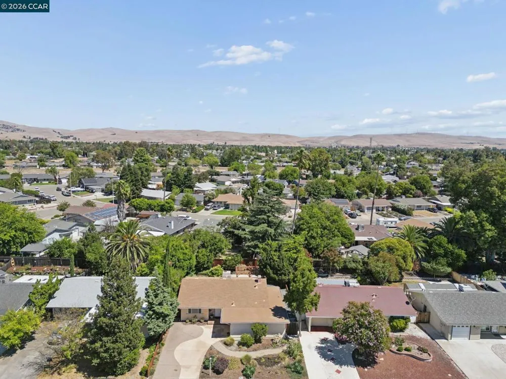 1321 Hollyhock St Livermore, CA 94551